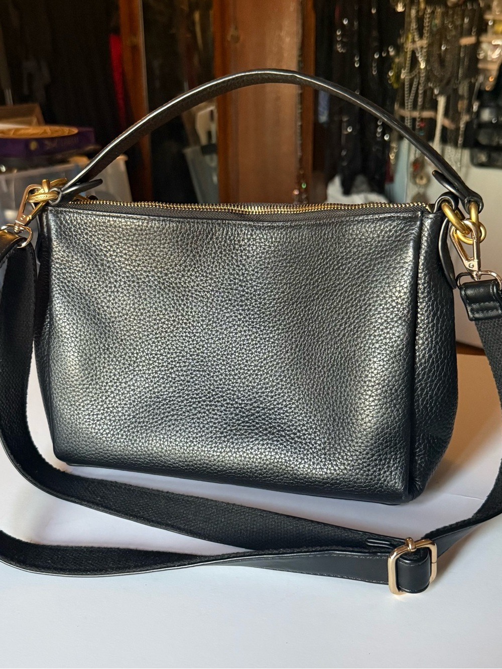 Authentic Coach Shay Crossbody Bag in Black Pebble Leather (Style No. L2039-601)